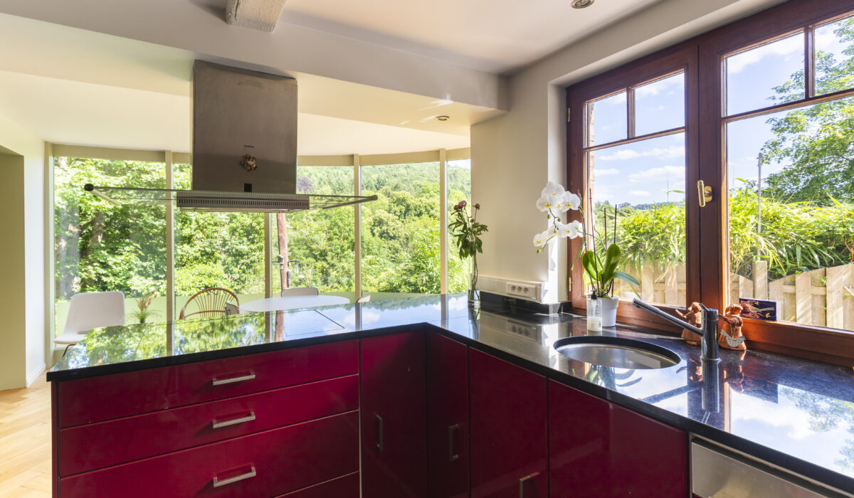 Cuisine avec vue sur Chaudfontaine